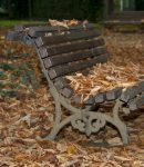 Les feuilles mortes se ramassent à la pelle feuilles mortes jardin permaculture