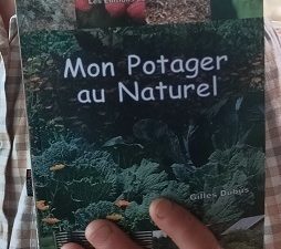 Mon Potager au Naturel - Guide pratique de jardinage en permaculture